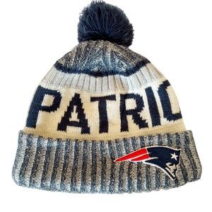 Patriots NFL New Era Pom Hat - Size OS